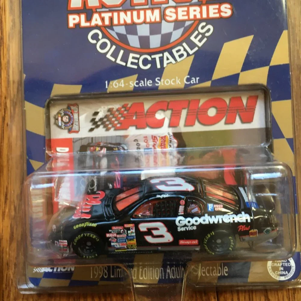 Dale Earnhardt Sr & Jr Diecast Car Lot 1:64 Winner's Circle & Action Monte Carlo